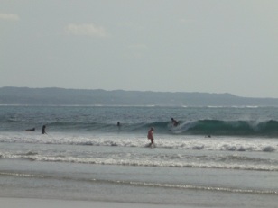 普通にテイクオフしてますが、めちゃくちゃ早い波です