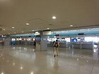 関空の出国審査場