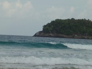 オンショア強めのプーケットウェーブ