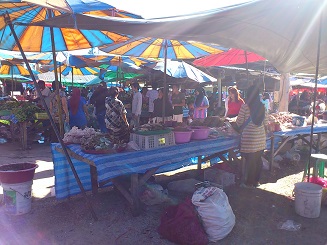 プーケットの青空市場