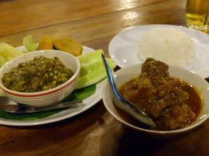 ゲーンハンレー、ナムプリックヌム