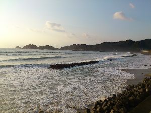 宍喰のちょっと荒れた海