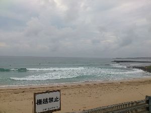 角島に入ったウネリ