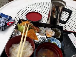 湯あがりの生ビールと窪川米豚のトンカツ定食