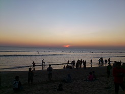 波の無いクタビーチ