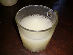 バリ島の地酒「トゥワ」